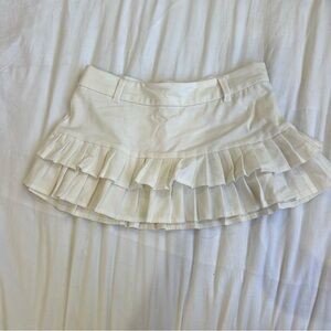 Hollister Cream Tiered Ruffle Mini Skirt